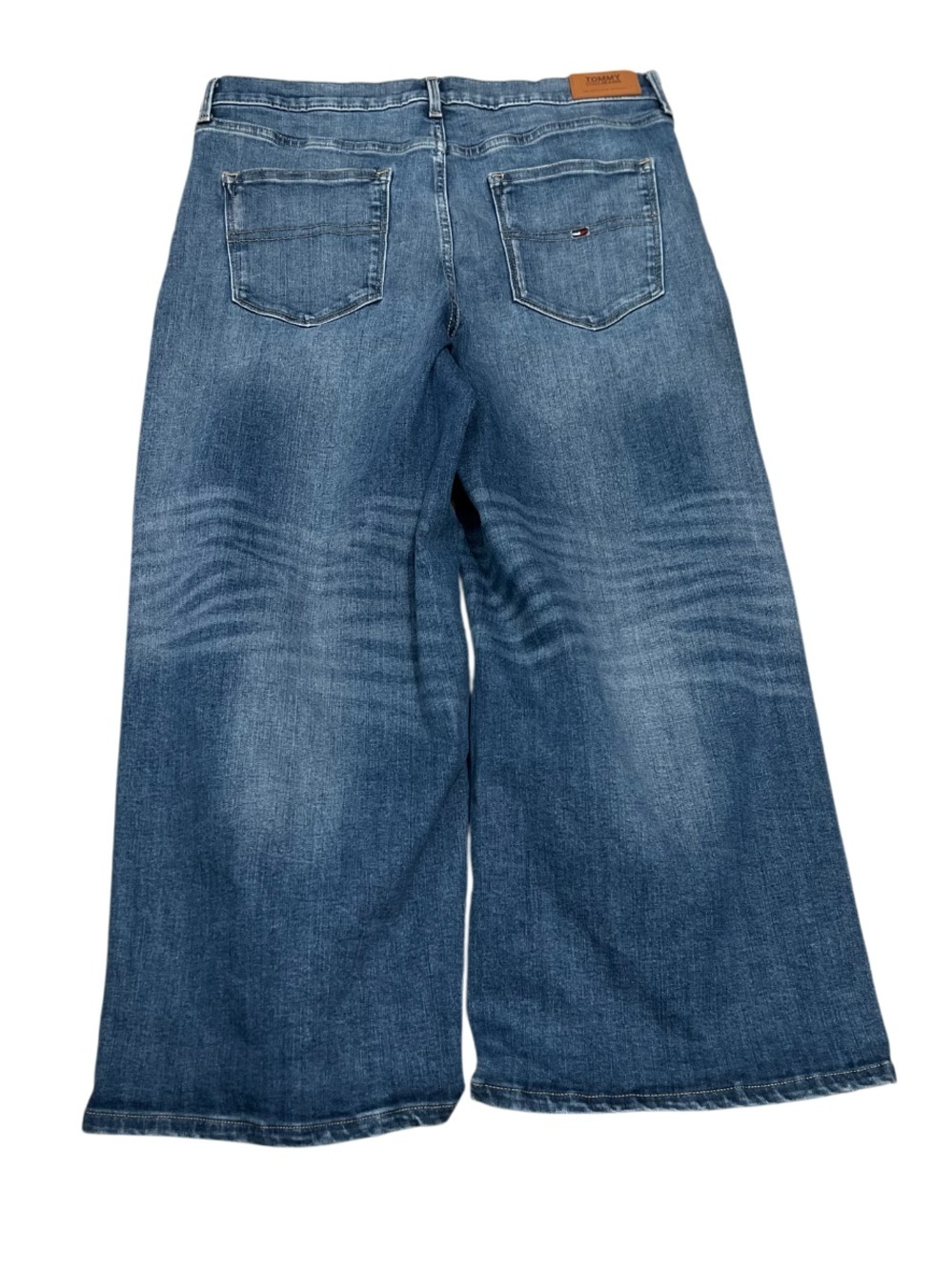 Tommy Jeans - Picture 2 of 6